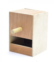 Деревянное гнездо для экзотических птиц  11*10.5*6 см, Wooden nest exotic birds 11x10.5x6 cm